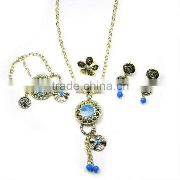 Fashion Design gold plated jewelry set