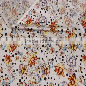Flower Designes of Digital Print Cotton Woven Fabric Textiles for Girl Dress photo-3