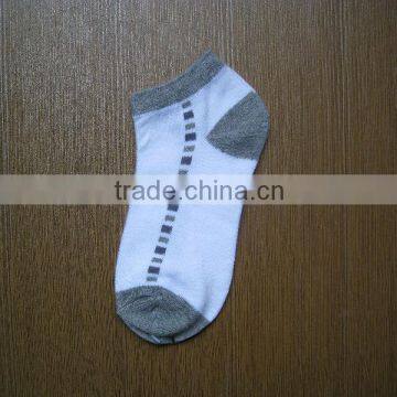 MEM'S SPORT SOCK(COMFORTABLE AND DURABLE ,NOT EASY -DEFORM)