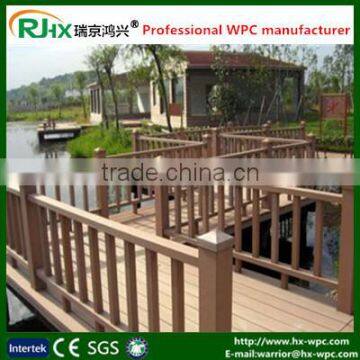 composite decking floor for construction site temporary fencing