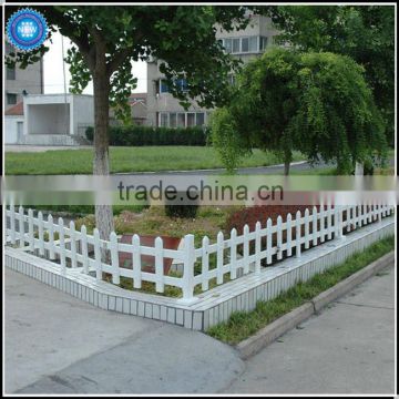 Wholesale strong UV proof PVC garden fence with quality guarantee