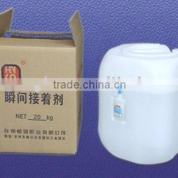HOT Cyanoacrylate Adhesive in Plastic Bucket