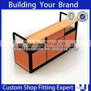 Modern Retail Showroom Wood Front Designs Shop Counter for Cloth Shops photo-4