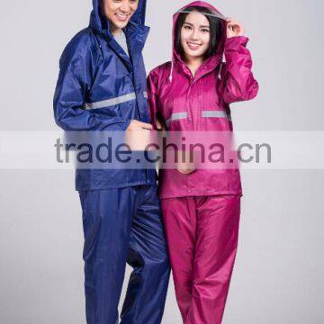 rainsuit/foldable raincoat with hood