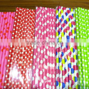 Disposable paper straws with different colors and sizes striped paper straws