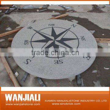 Grantie compass rose