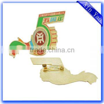 Customized Zinc Alloy Gold Plating Enamel Eagle Embossed Pin Badge photo-6