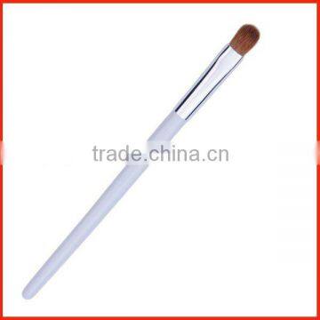 Professional eyeshadow brush makeup