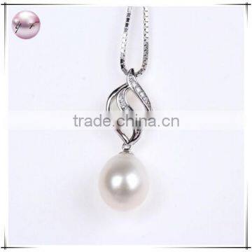 white Fresh water pearl 925 sterling silver angel necklace