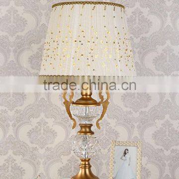 Metal Stand Lace Lampshade Clear K9 Crystal Table Lamp photo-2