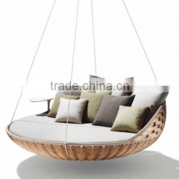 swing day bed