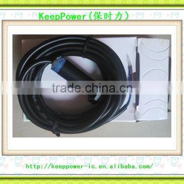 Proximity switch XS4P18MA230L1