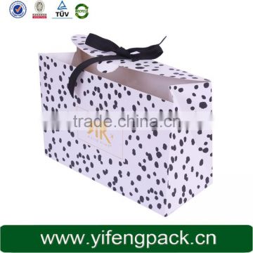 Made in china fancy custom printed foldable gift paper bag&paper gift bag