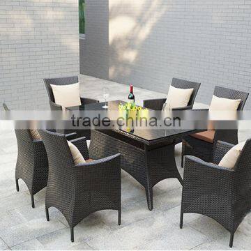 Outdoor Polyrattan Garden 6 chairs and a dining table