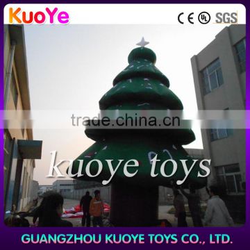 giant inflatable Christmas tree,snowing christmas tree, advertising customize Christmas inflatable Xmas tree