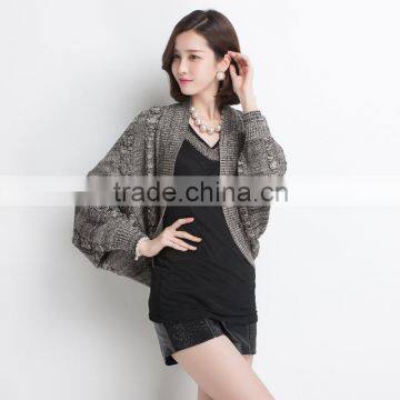 Han edition high-end fashion bat sleeve cloak female coat Spring elegant twist pure color restoring ancient ways is knitted card