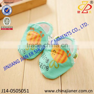 100%cotton green color wholesale summer happy baby shoes