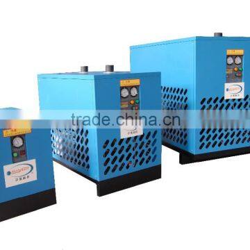 Refrigerated air dryer