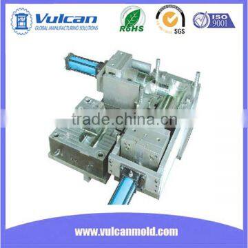 China Two Color Plastic Injection Moulding Maker