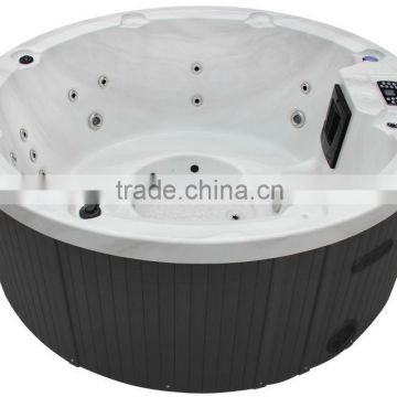 Center Drain Location and Freestanding Installation Type spa