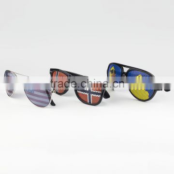 Made in China Wholesale Sunglasses with National Flag