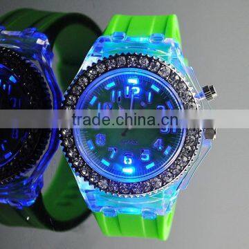 charming lovely watch with flashing light