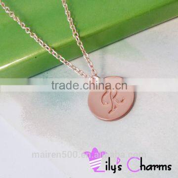 2015 New product alphabet letter disc pendant necklace
