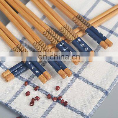 Wholesale Reusable High Quality Custom Logo Pairs Natural Bamboo Chopsticks With Sushi