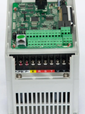 220V 2.2kw/3hp Single Phase Frequency Inverter photo-4