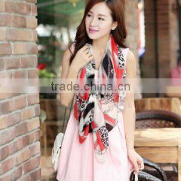 China Factory for Woman Scarf,Fashionable Printed Scarf, Silk Scarf photo-2