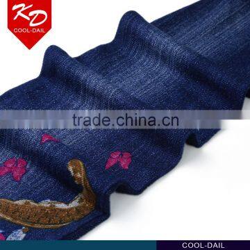 2016 Fashionable Mid-rise Straight Leg Floral Print Jeans for Women Factory Directly Quality Choice photo-5