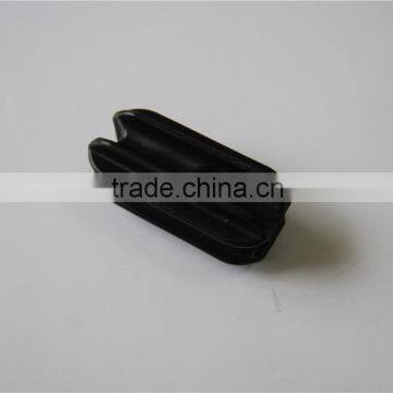 end strainer insulator for electric fence