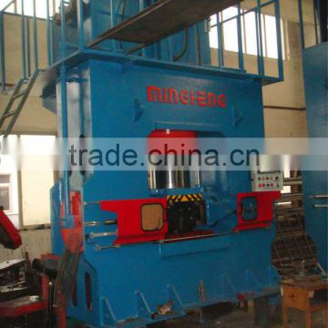 Tee cold forming machine