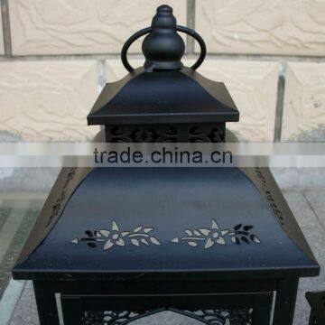 Traditional Decorative Iron Outdoor Lantern photo-5