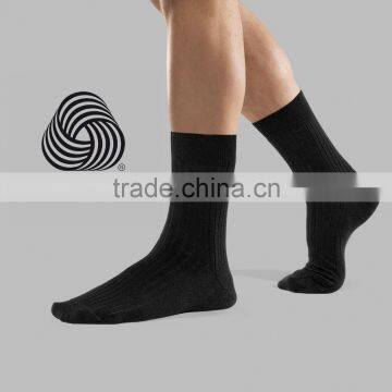 Thermal and wicking smart wool socks