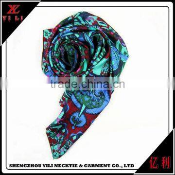Manufacturer Great Material Scarves Made in China photo-4