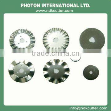 Rotary cutter blades