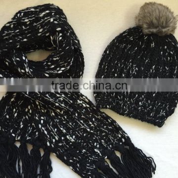 Fabulous fancy chunky yarn metallic lurex blended cable knitted women winter beanie hat faux fur pom fringe scarf