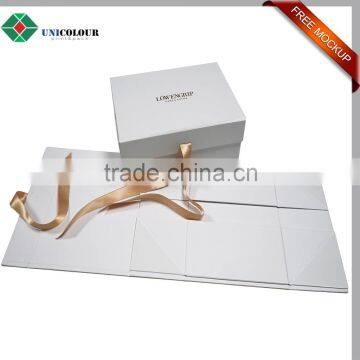 Luxury white cardbaord folding gift box with ribbon closure