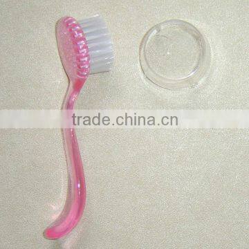 Long Handle Plastic Facial Brush