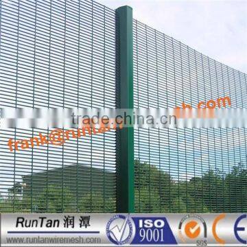 Factory hot dipped galvanized or pvc coated anti-climbing fencing