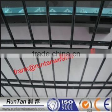 Hot dipped galvanized and pvc coated welded double bar fence