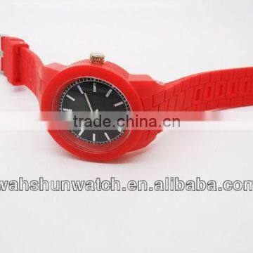 2013 lovely item popular design silicone watches men hot sale