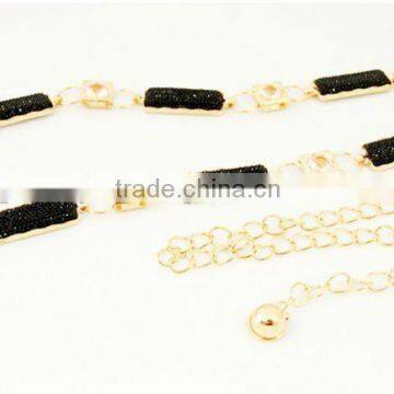 Fashion Gold Metal Chain Belt with Caviar Crystal