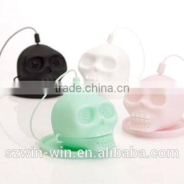 2015 hot sell Novelty design skull shape silicone tea infuser