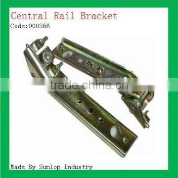 Toyota Hiace 2000-2002, quantum parts , commuter parts 000366 Central Rail Bracket Toyota Hiace 2000