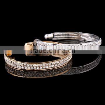 Fashion bangle with brick party supply