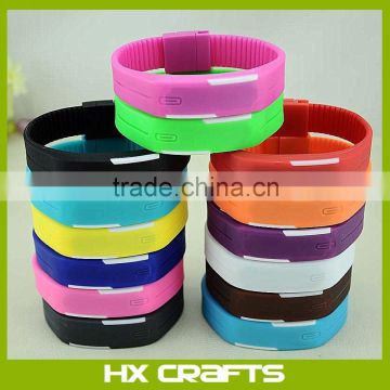 Wholesale customize led new wrist bands silicone watch cheap vogue silicon watch