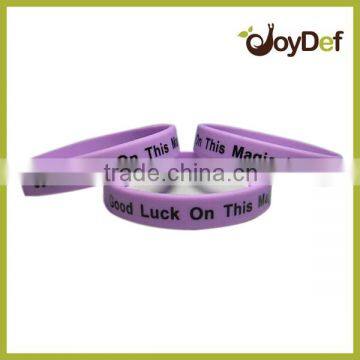 Wholesale Colorful soft touch Silkscreen 100% Silicone Wristbands