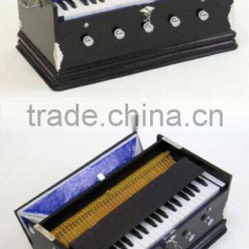 DECORATIVE INDIAN WOODEN HARMONIUM